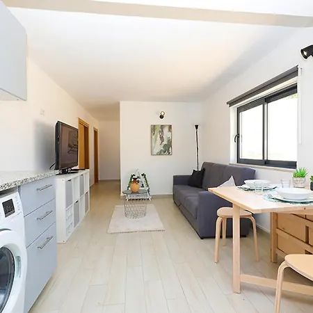 A62 - Cul De Sac In لاغوس