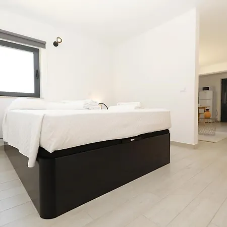 A62 - Cul De Sac In Appartement Lagos